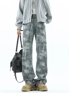 StyleCast x Revolte Men Mid-Rise Regular Fit Light Fade Stretchable Jeans