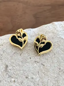 VAGHBHATT Gold-Plated Heart Shaped Elegant Studs