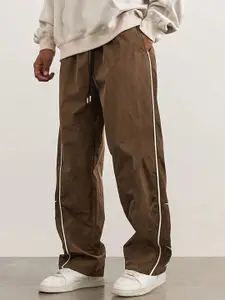 StyleCast x Revolte Men Mid-Rise Regular Fit Joggers Trousers