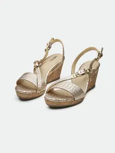 Oroh Women Textured Leather Wedge Heel Sandals