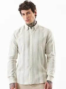 Snitch Men Slim Fit Vertical Striped Button-Down Collar Casual Shirt