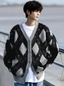 StyleCast x Revolte Men Colourblocked Longline Cardigan