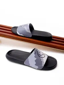 PERY PAO Men Printed Flip Flops Sliders