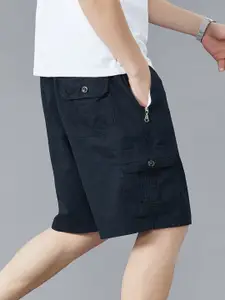 StyleCast x Revolte Men Mid-Rise Regular Short