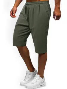 StyleCast x Revolte Men Solid Cotton Mid-Rise Regular Shorts