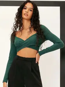 StyleCast Women Sweetheart Neck Long Sleeves Crop Top