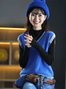 StyleCast Women Sweater Vest