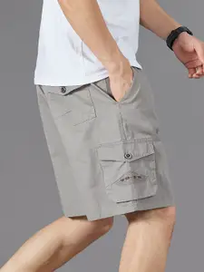 StyleCast x Revolte Men Mid-Rise Cargo Shorts