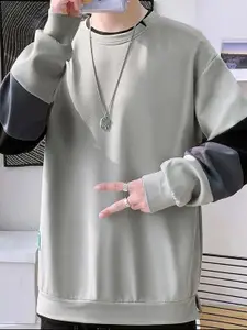 StyleCast x Revolte Men Round Neck Colourblocked Sweatshirt