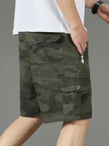 StyleCast x Revolte Men Printed Mid-Rise Shorts