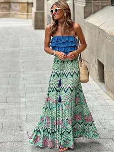 StyleCast Women Geometric Printed Tiered Flared Skirt