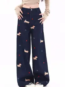 StyleCast x Revolte Women Cotton Relaxed Fit Light Fade Stretchable Jeans