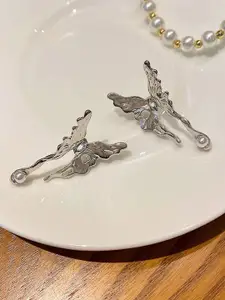 KRENOZ Silver-Plated Pearls Beaded Animal Shaped Studs