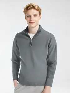 StyleCast x Revolte Men High Neck Pullover Sweatshirt