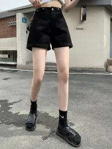 StyleCast Women Regular Fit Mid-Rise Shorts