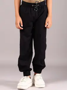 V-Mart Boys Regular Fit Mid-Rise Joggers Trousers