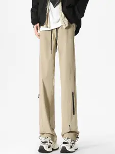 StyleCast x Revolte Men Loose Fit Easy Wash Cargos Trousers