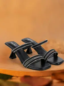 Metro Women Casual Ethnic - Embellished Block Sandals