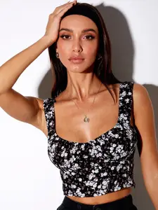 StyleCast Black Floral Printed Crop Top