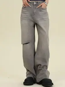 StyleCast x Revolte Men Flared Slash Knee Light Fade Jeans