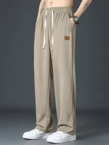 StyleCast x Revolte Men Loose Fit Pleated Chinos Trousers