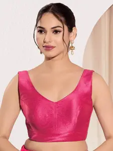 VAMAS - THE DESIGNER BLOUSES
V Neck Padded Saree Blouse