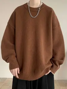 StyleCast x Revolte Men Round Neck Pullover Sweatshirt