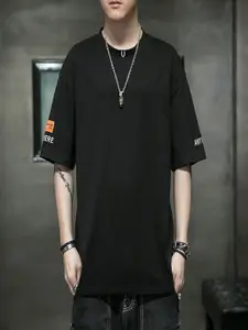 StyleCast x Revolte Men Solid Round Neck Oversized T-shirt