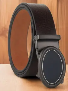 The Roadster Lifestyle Co Men Textured Leather Belt