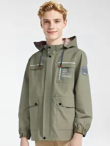 StyleCast x Revolte Men Lightweight Tailored Jacket