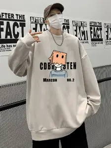 StyleCast x Revolte Men Printed Sweatshirt