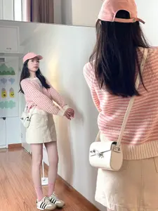 StyleCast Women Striped Round Neck Long Sleeves Pullover Sweaters