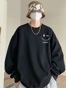 StyleCast x Revolte Men Typography Print Pullover Sweatshirt