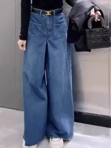 StyleCast Women Relaxed Fit High-Rise Light Fade Jeans