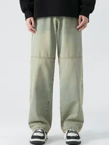 StyleCast Men Relaxed Fit Light Fade Solid Jeans