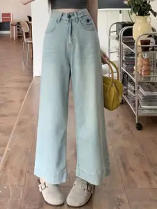 StyleCast Women Straight Fit High-Rise Light Fade Jeans