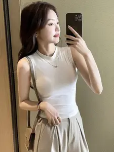 StyleCast Women Fitted Top