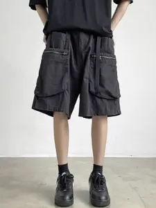 StyleCast Men Loose Fit Knee Length Cargo Shorts