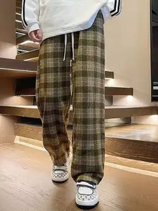 StyleCast x Revolte Men Loose Fit Easy Wash Pleated Chinos Trousers