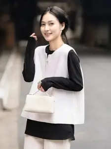 StyleCast Women Sweater Vest