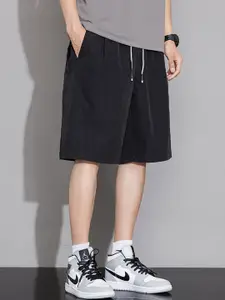 StyleCast x Revolte Men Mid-Rise Regular Fit Shorts