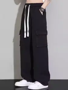 StyleCast x Revolte Men Mid-Rise Mom Fit Cargo