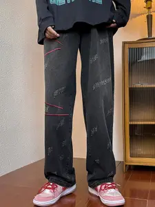 StyleCast Men Relaxed Fit Mildly Distressed Light Fade Jeans