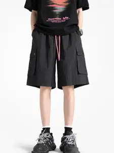 StyleCast Men Regular Fit Mid-Rise Cargo Shorts