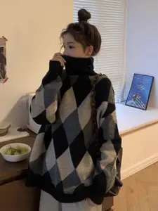 StyleCast Women Colourblocked Woollen Longline Sweater Vest