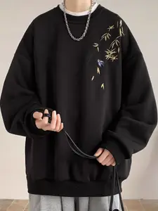 StyleCast x Revolte Men Embroidered Sweatshirt