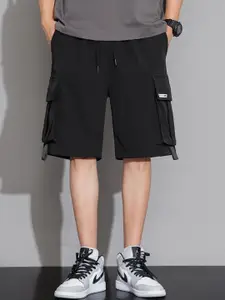 StyleCast Men Mid-Rise Knee Length Cargo Shorts