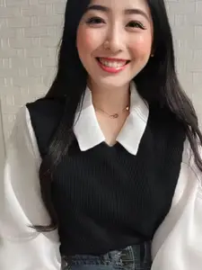 StyleCast Women Striped Sweater Vest