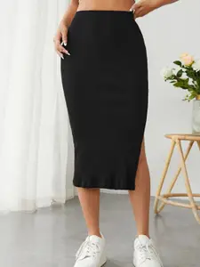 StyleCast Black Solid Midi Skirt with Side Slit