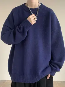 StyleCast x Revolte Men Round Neck Oversized Sweatshirt